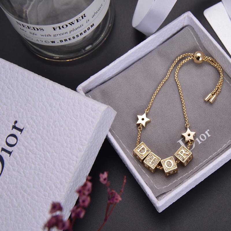 Luxury Letter Rhinestone Star Bracelet