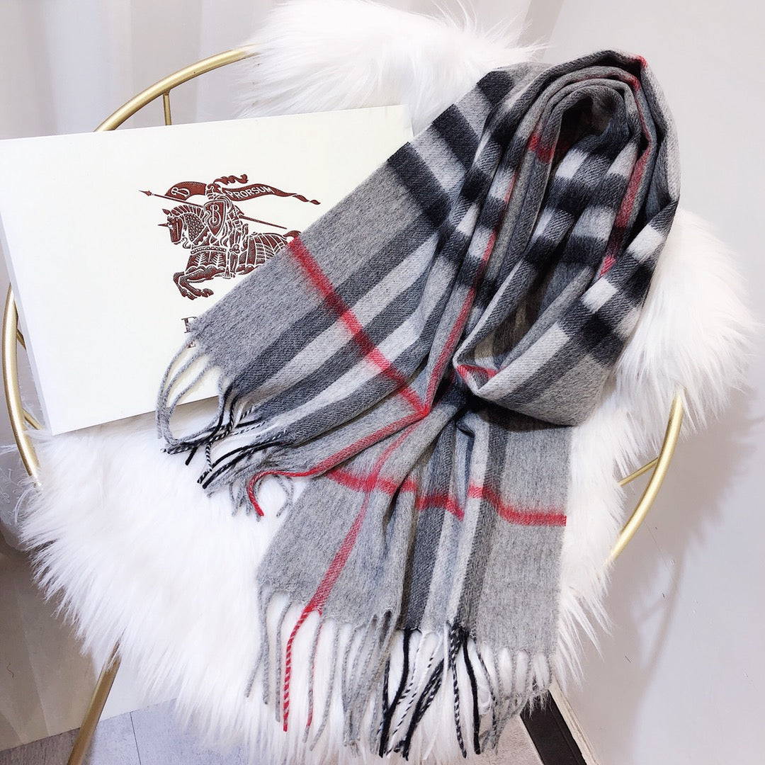 Autumn and winter scarves - Plaid tassel scarf