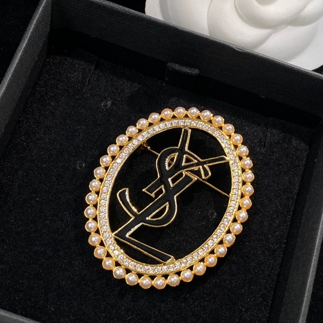 2024 Pearl Circles Brooch