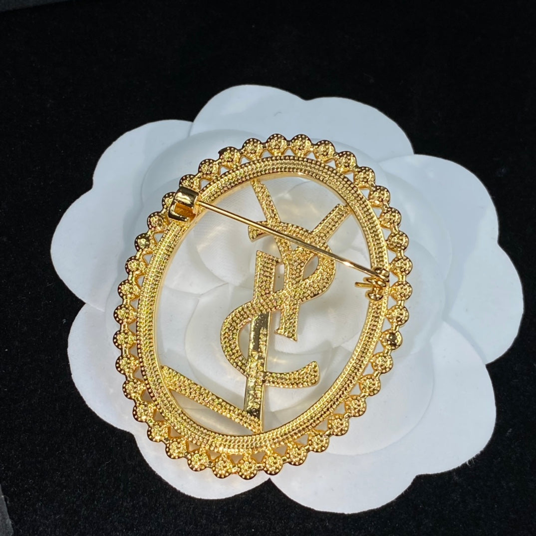 2024 Pearl Circles Brooch