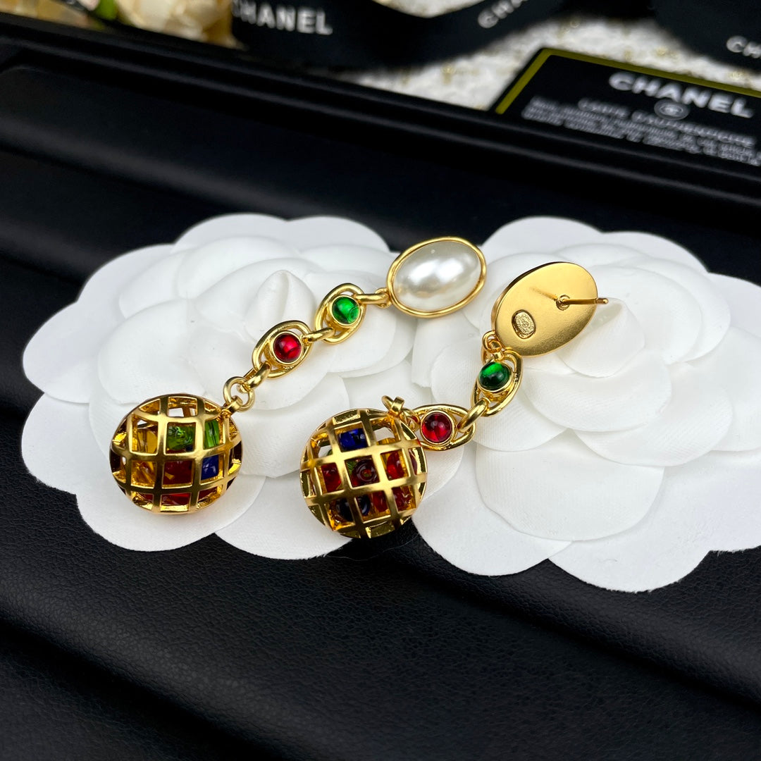 High-end gold planet earrings