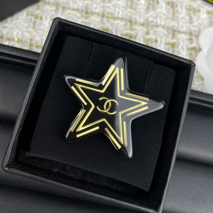 High-end five-pointed star brooch