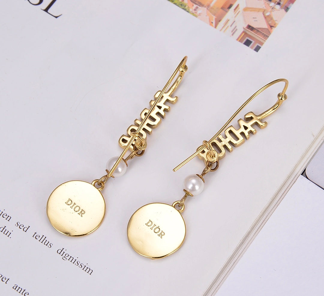 Fashion brass pearl dangle earrings