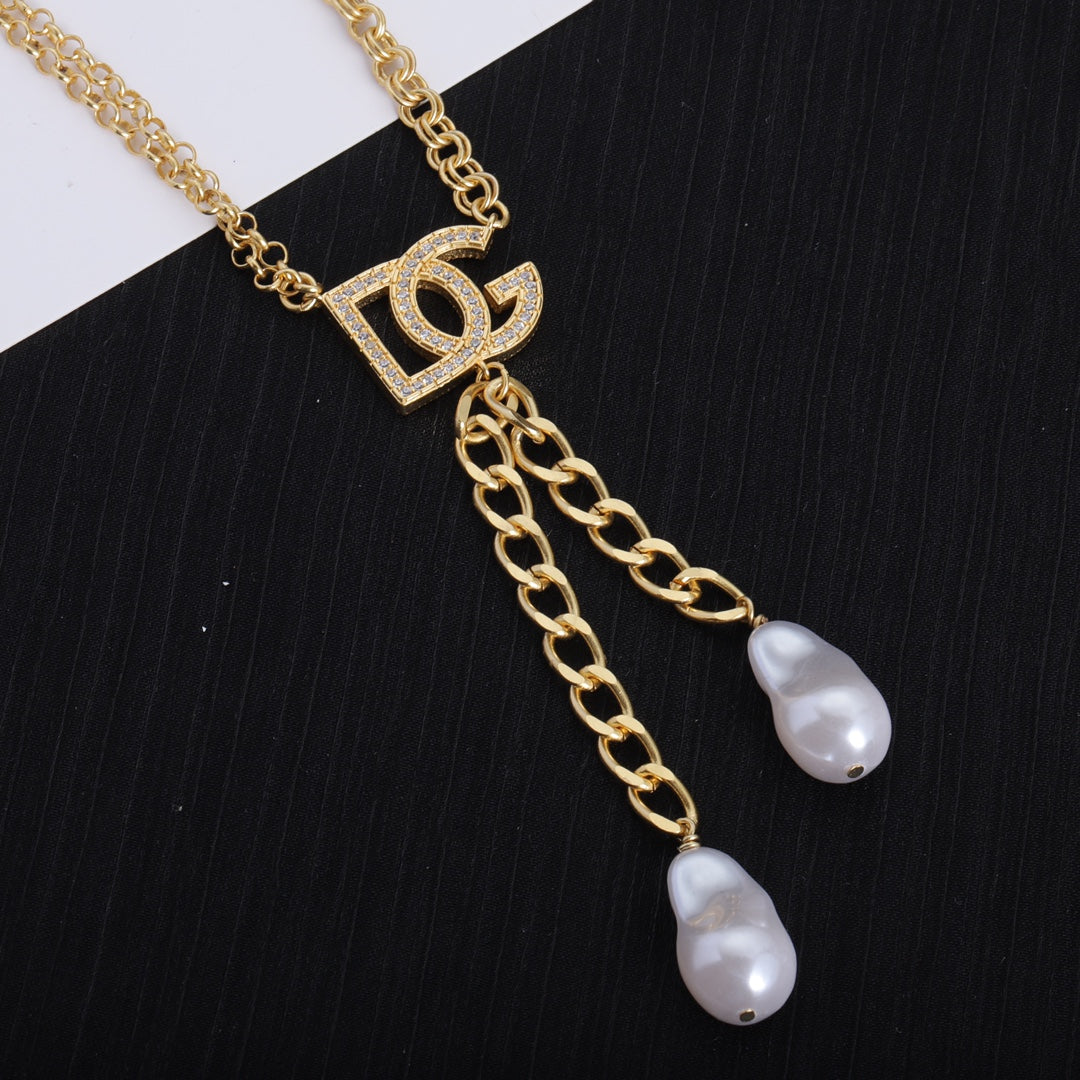 Fashion DG Pearl Pendant Necklace