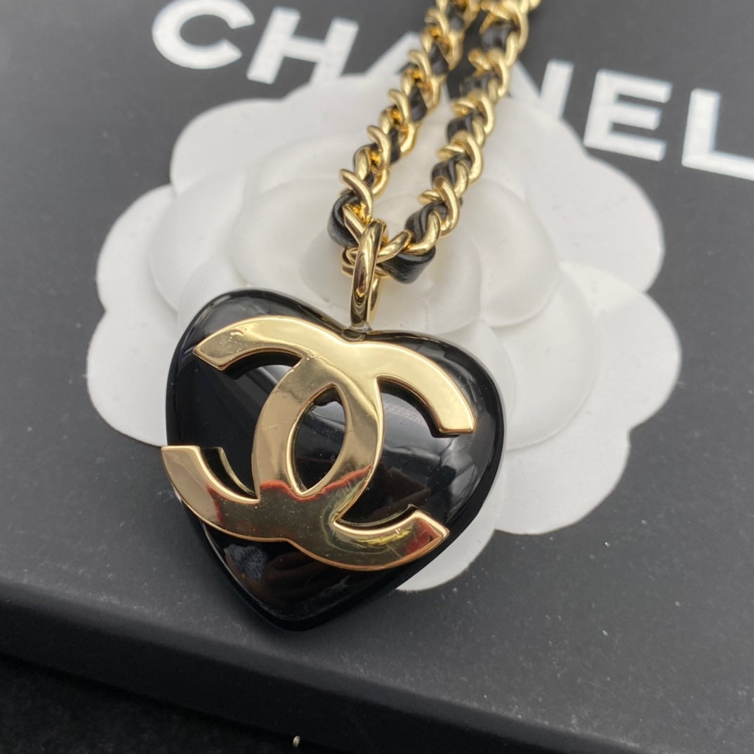 New double c temperament vintage necklace