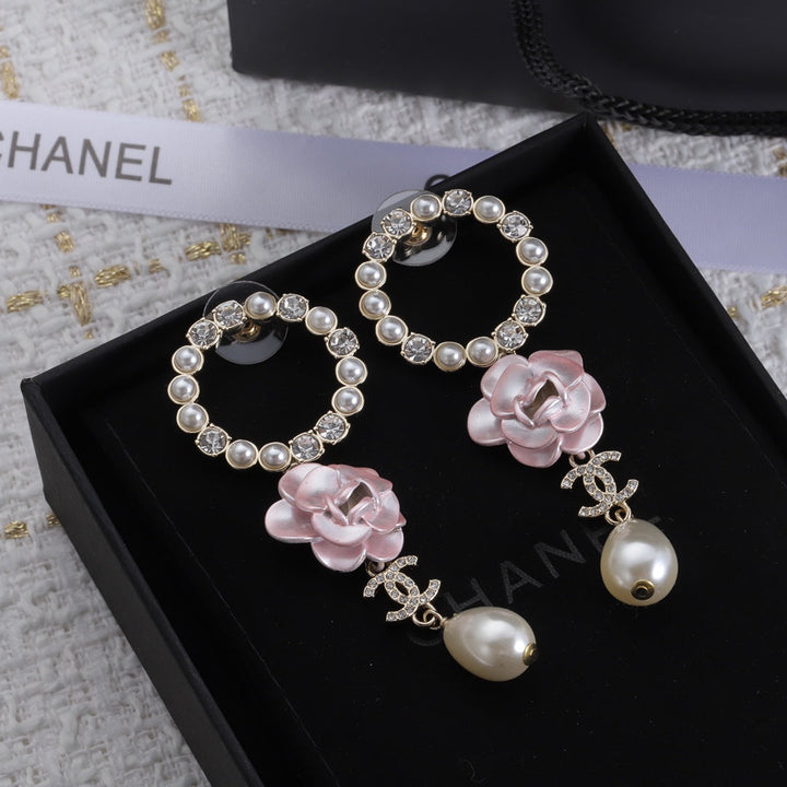 Fashion Double C Small Flower Pearl Earrings