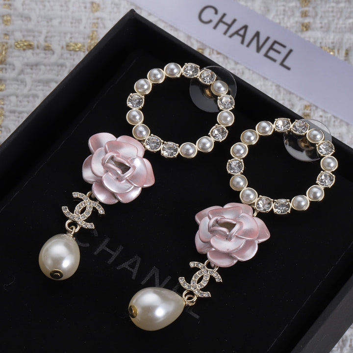 Fashion Double C Small Flower Pearl Earrings