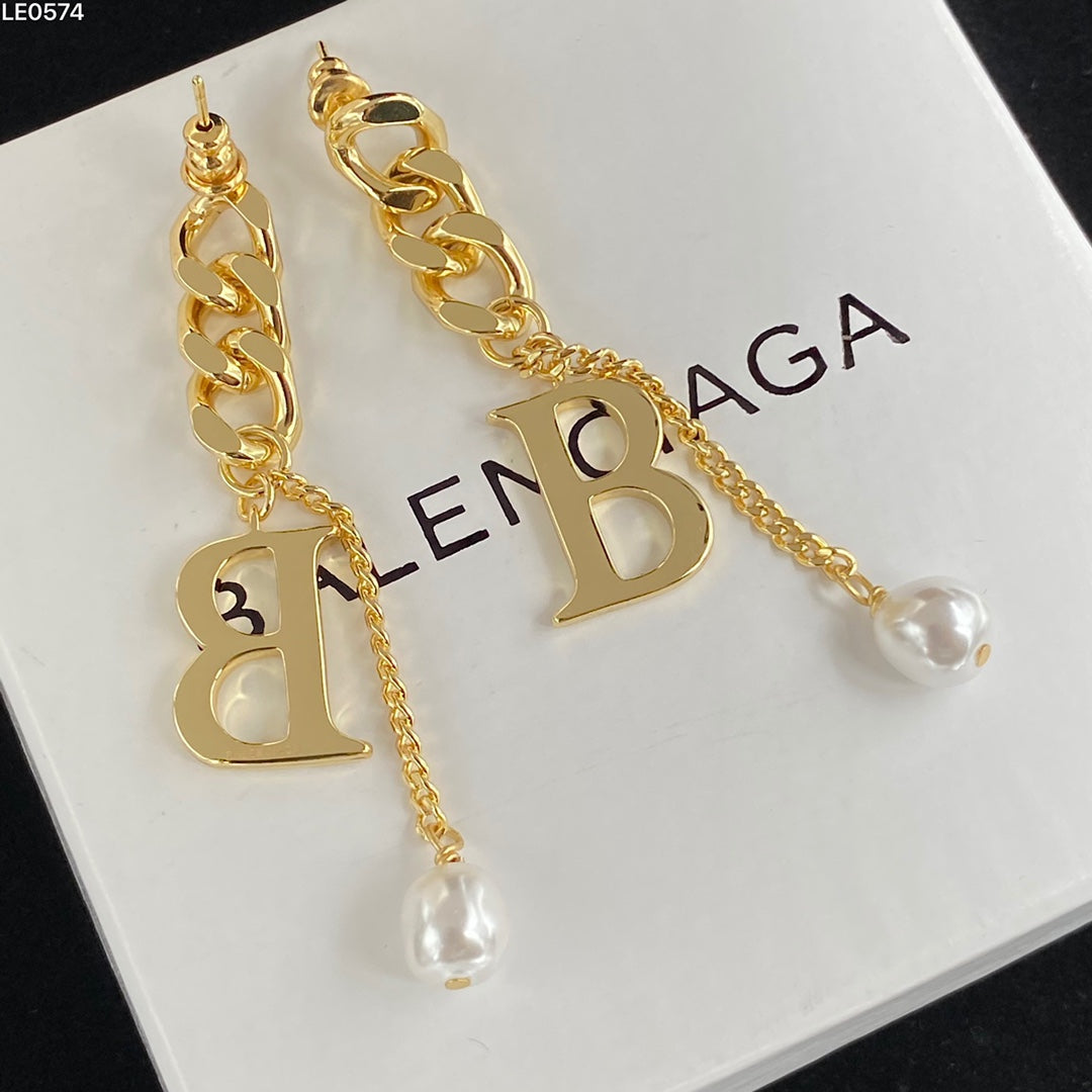 New Letter Pearl Dangle Earrings