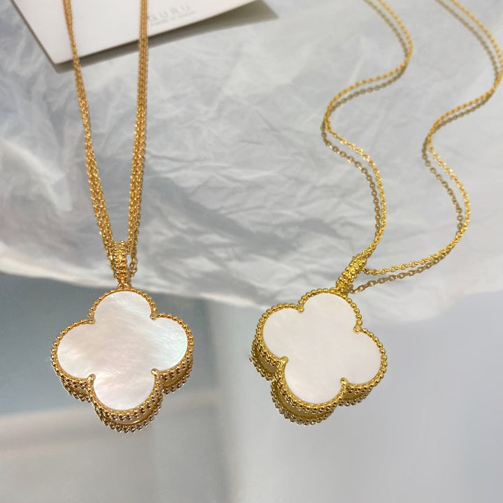 New chalcedony four-leaf clover necklace