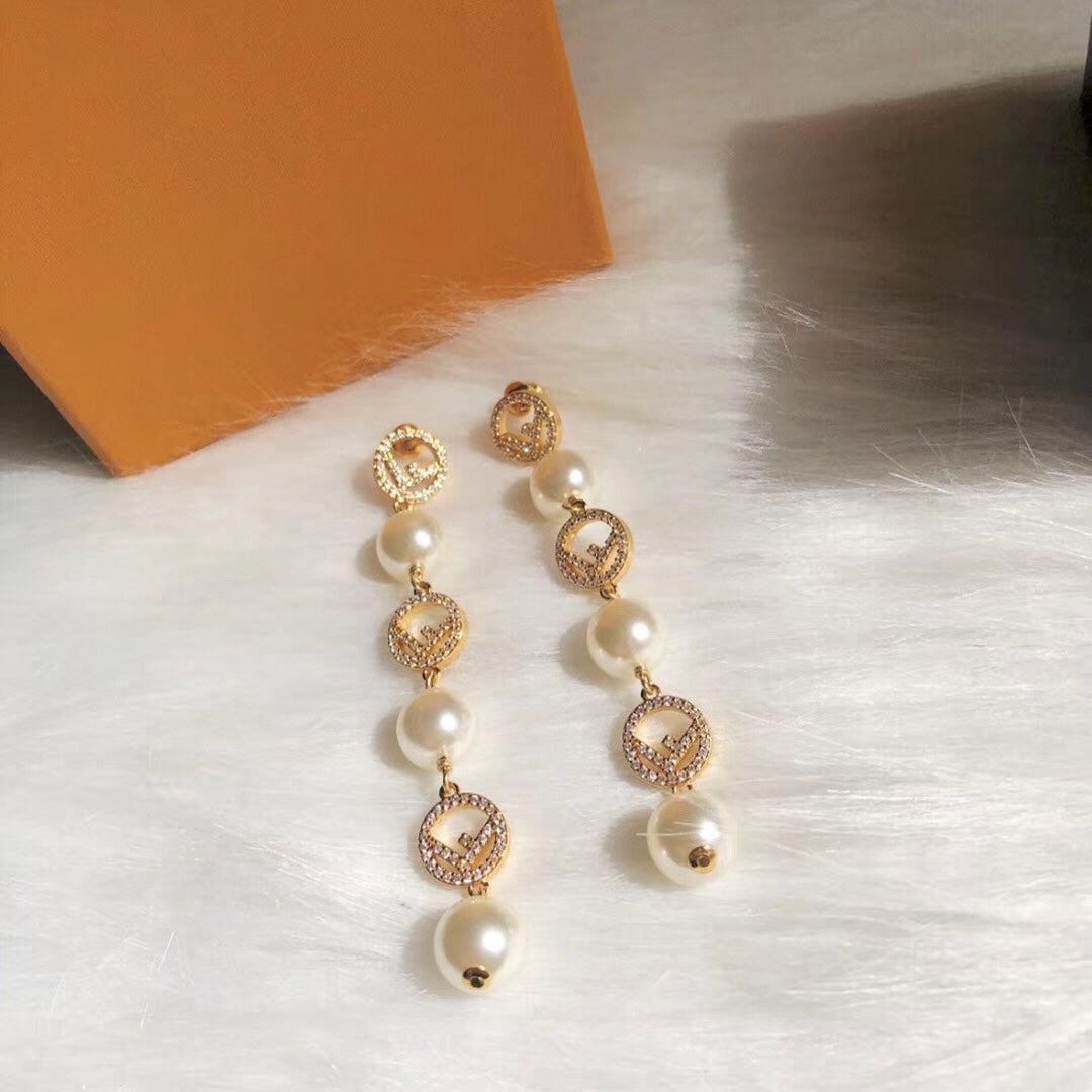 New Letter F Pearl Tassel Earrings