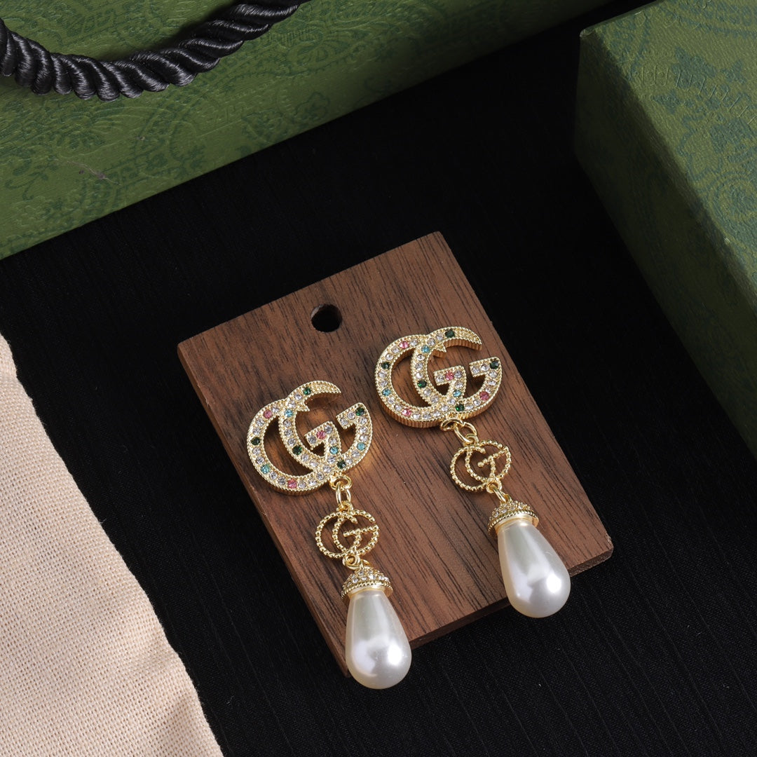 Luxury GG Pearl Dangle Earrings