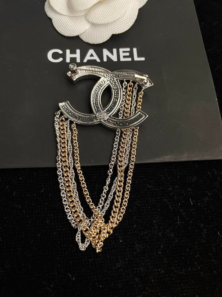 2023 Double C Letter Tassel Chain Brooch