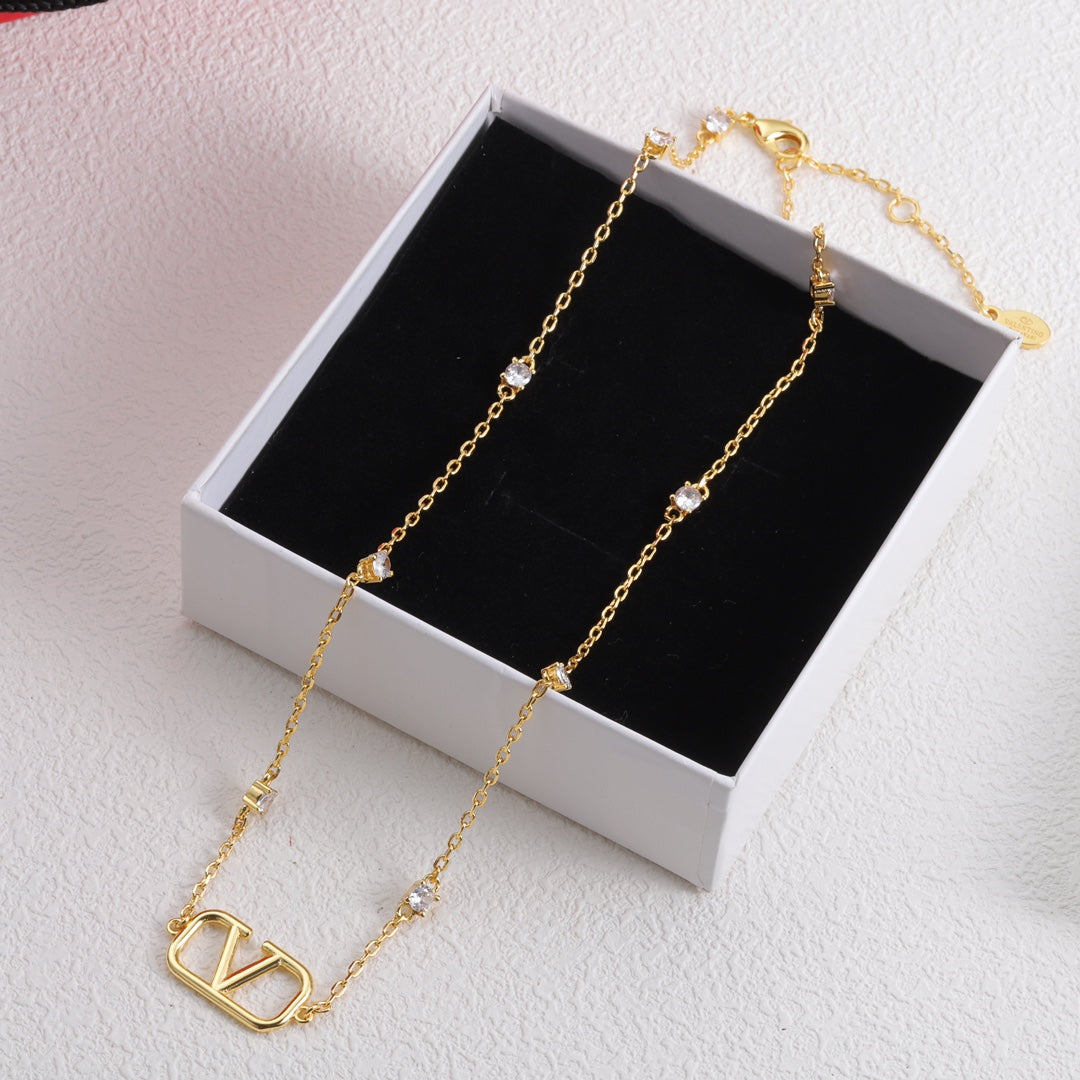 Luxury Simple Brass Sweater Necklace