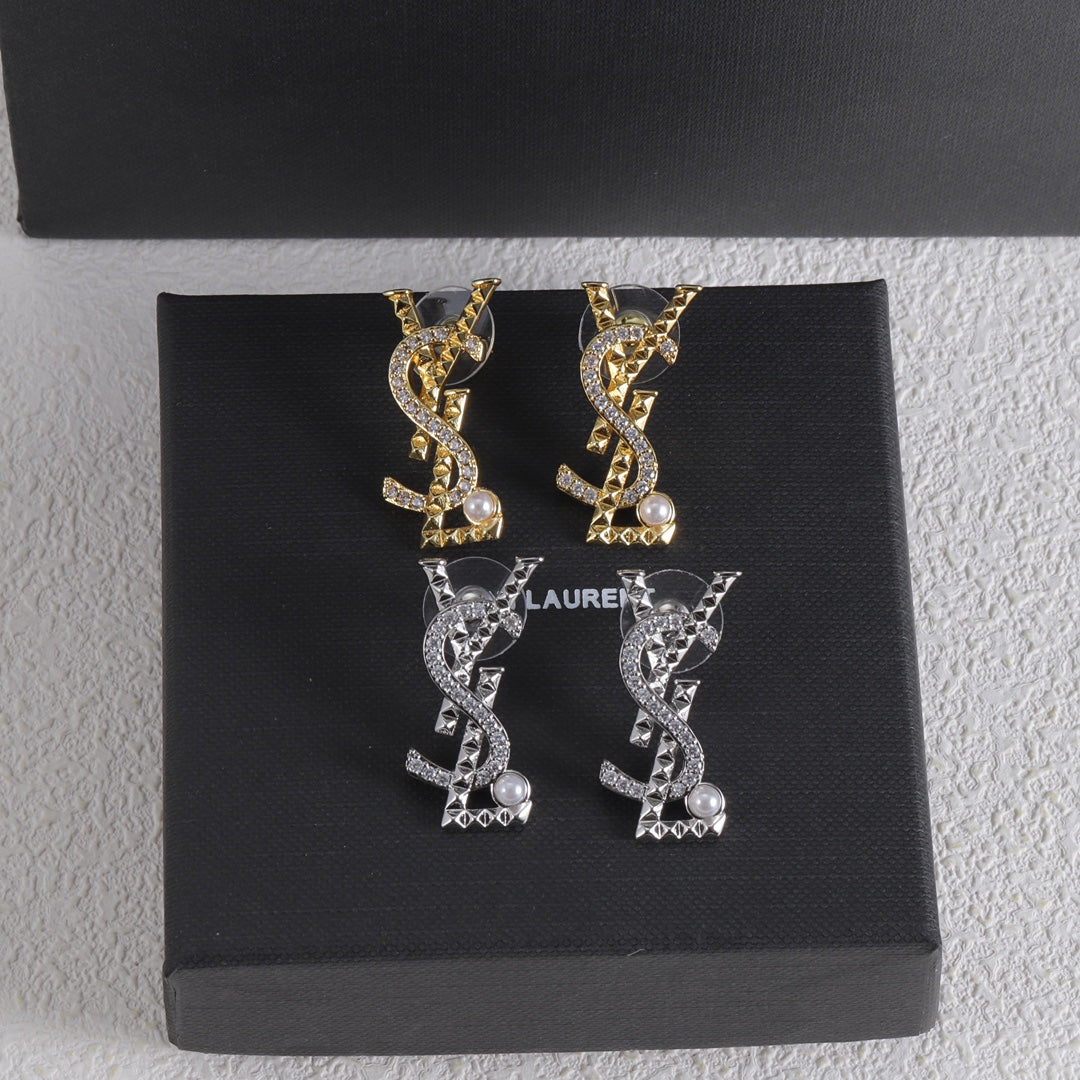 luxury twisted rhinestone letter earrings