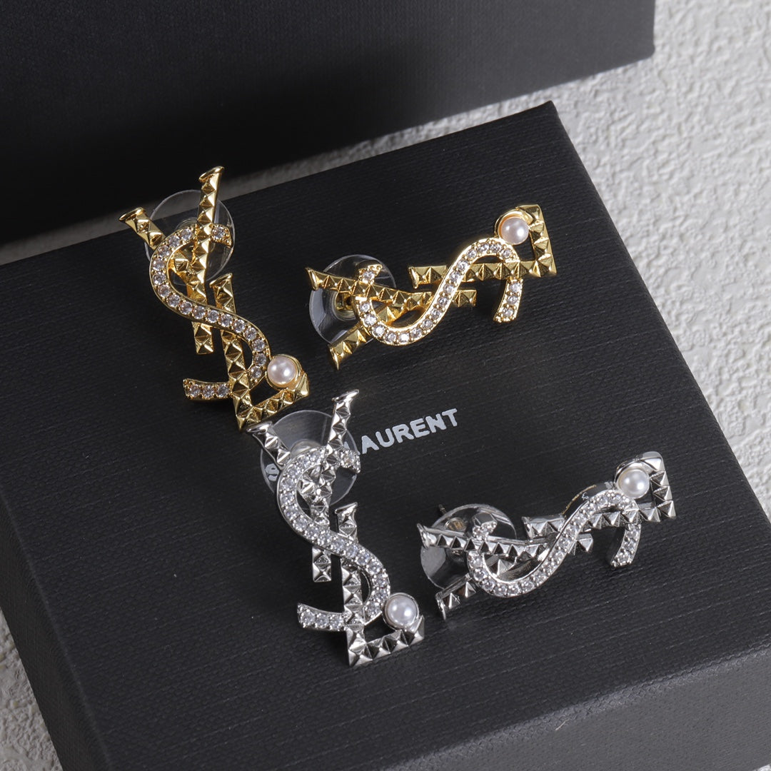 luxury twisted rhinestone letter earrings