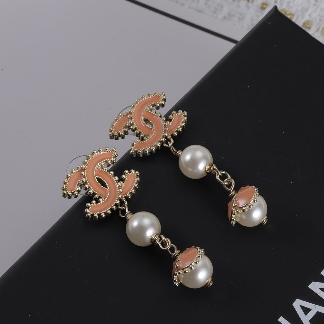 New CC letter pearl pendant earrings