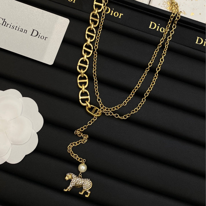 Fashion Irregular Leopard Pendant Necklace