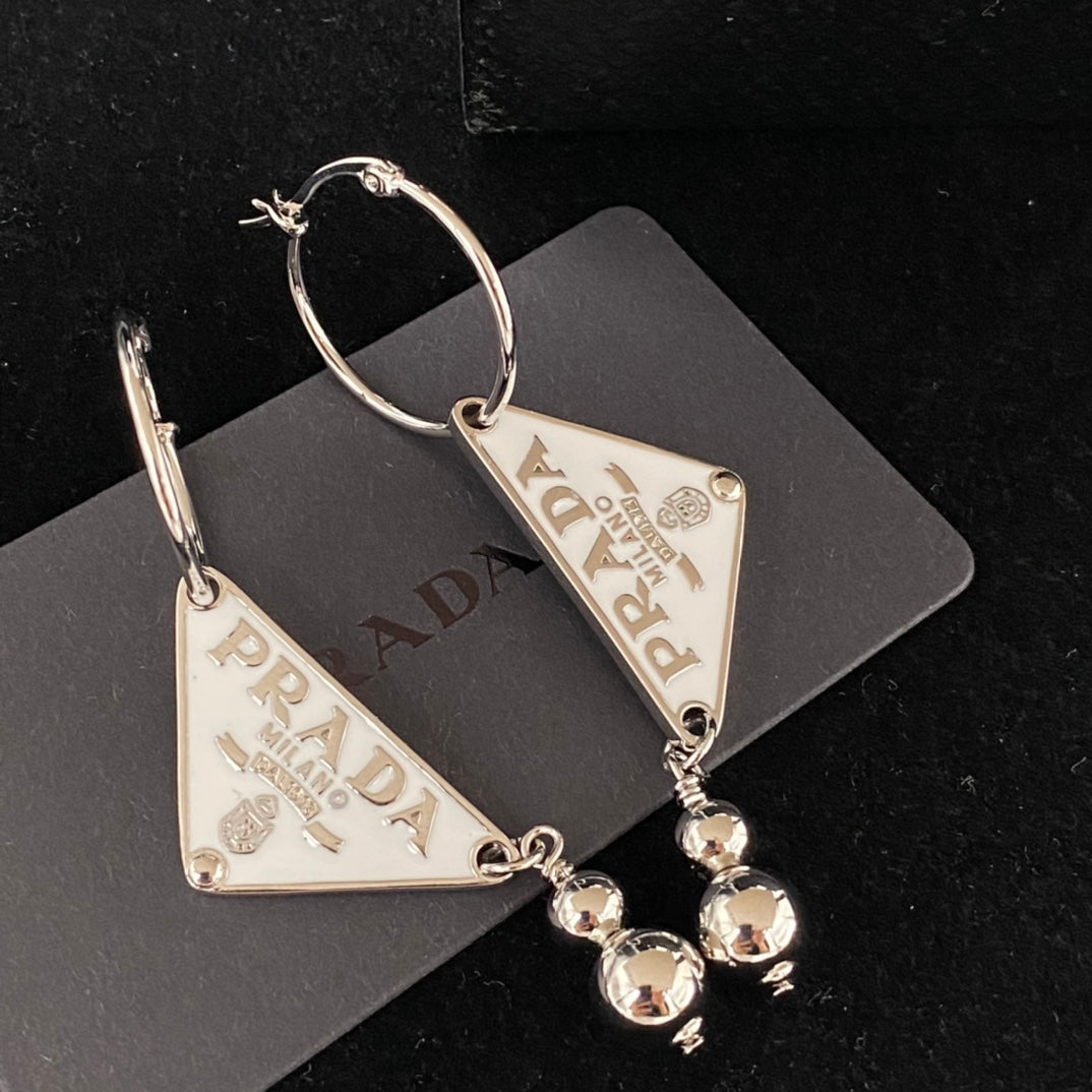 Luxury Triangle Gourd Dangle Earrings