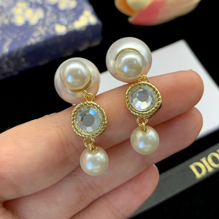 Luxury Eagle Eye Pearl Earrings