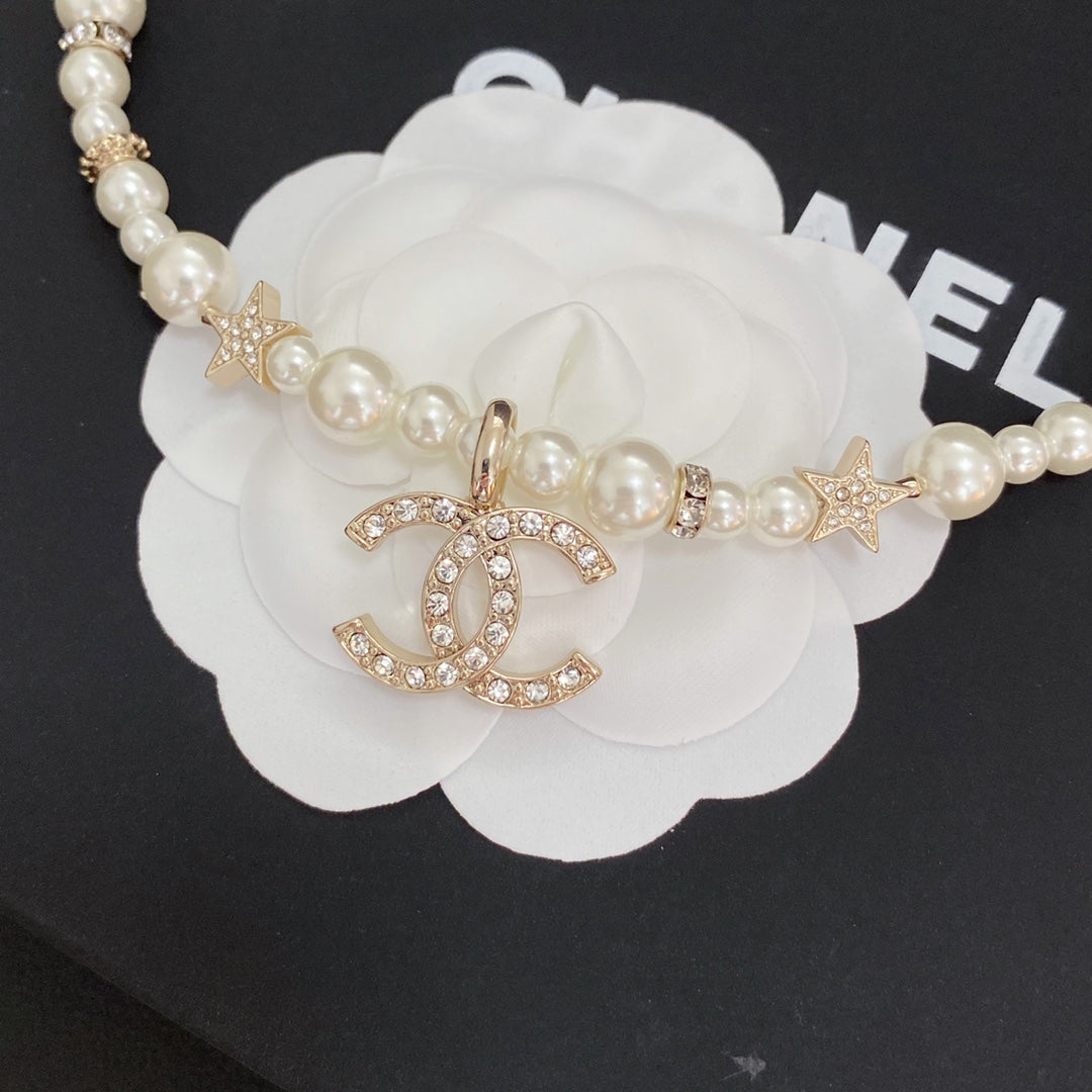 Luxury CC Star Pearl Necklace