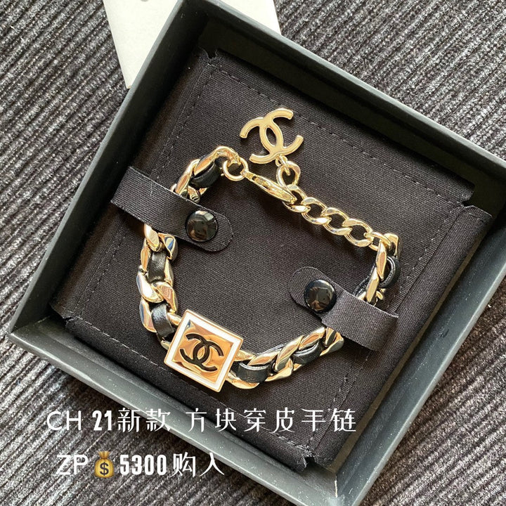 Fashion square black leather thick chain bracelet