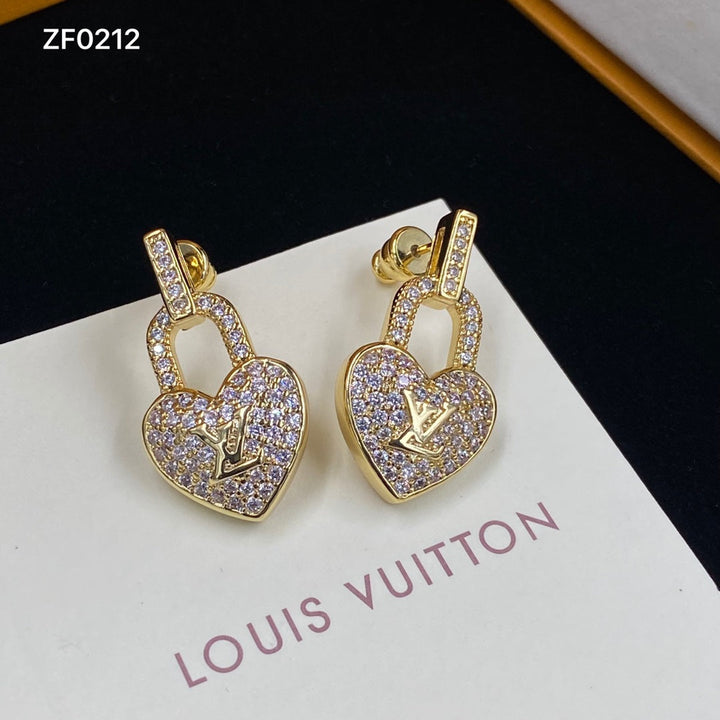 luxury heart full diamond earrings