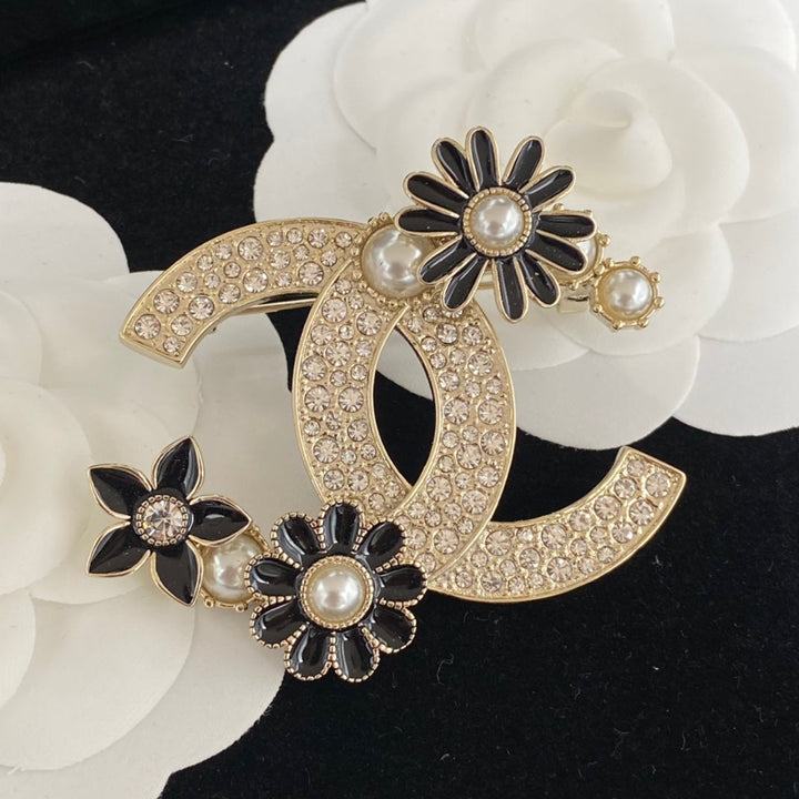 Luxury Double C Small Flower Brooch