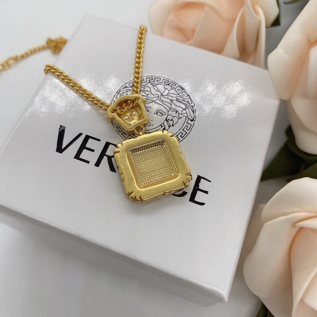 Luxury Full Diamond Square Pendant Necklace