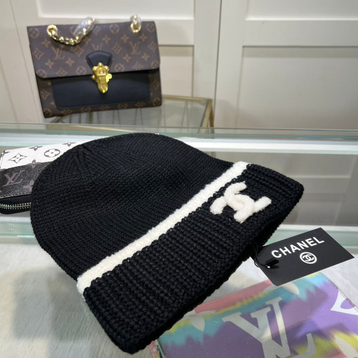 Fashion Retro Double C Knit Hat