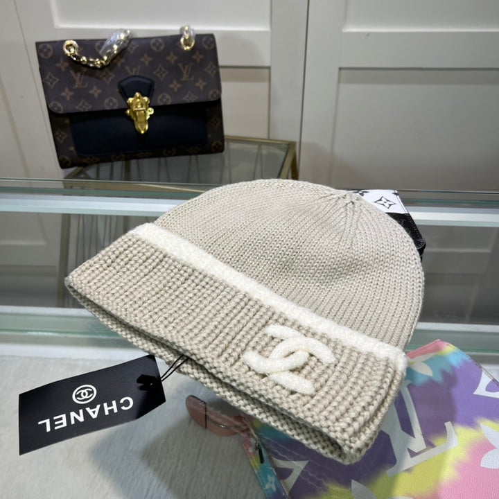 Fashion Retro Double C Knit Hat